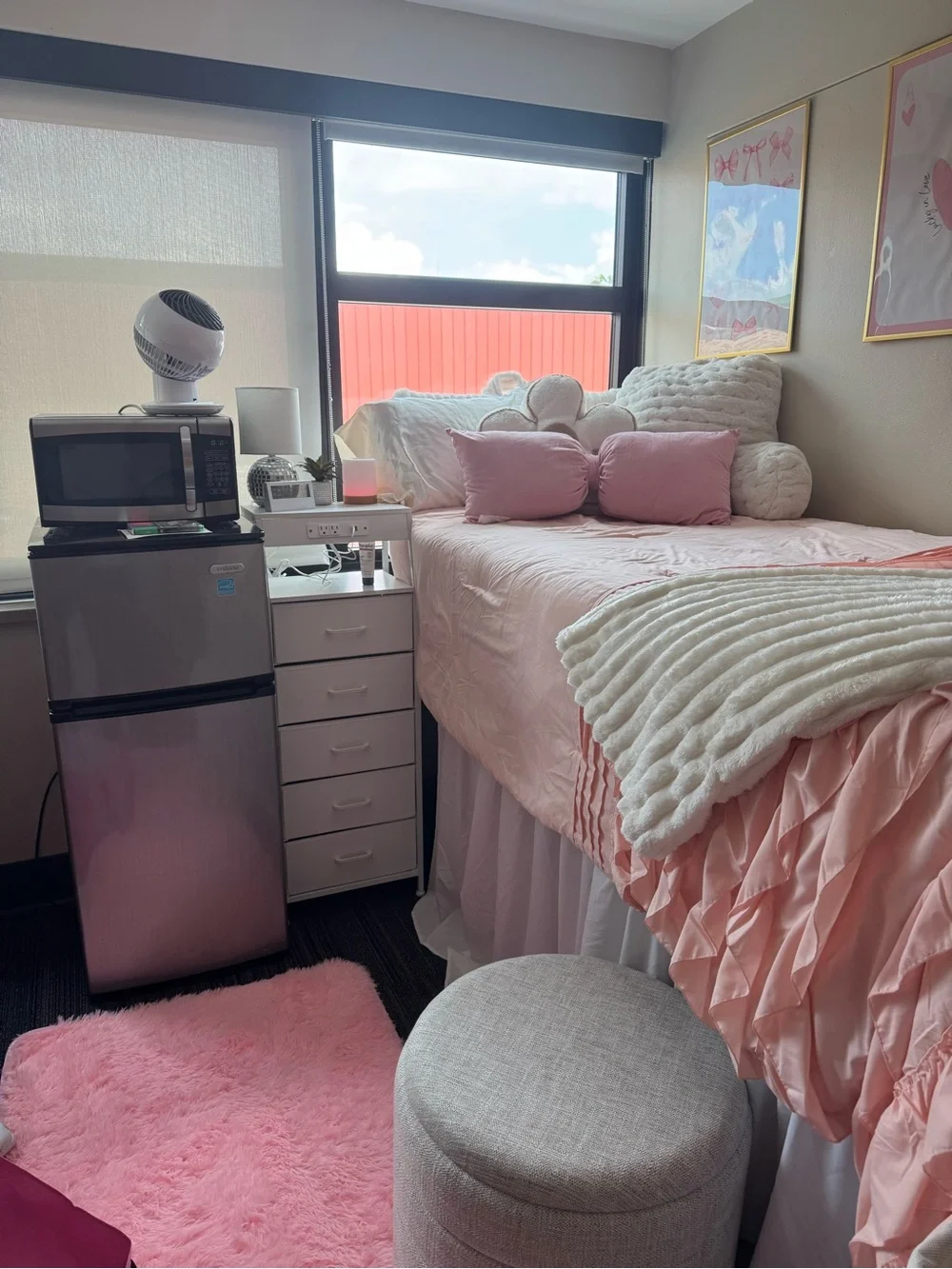 Soft Pink Ruffled Comforter Set - Brand